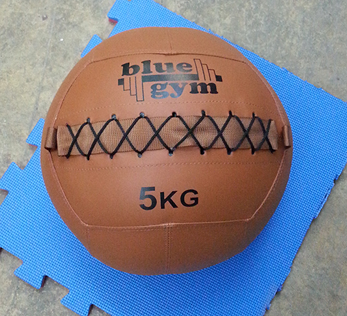 Wall functional ball 5 kg